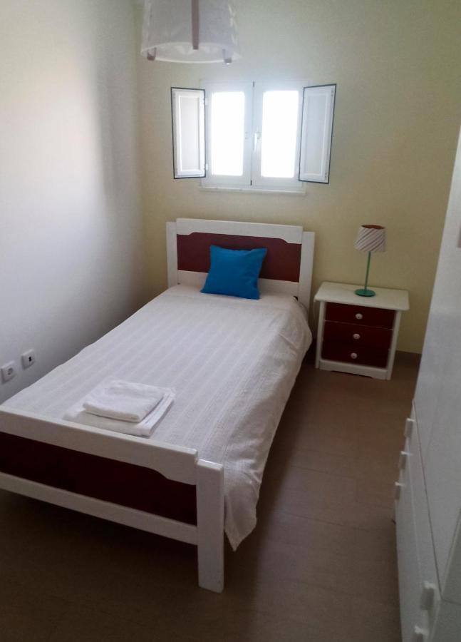 Casinha Da Andorinha - Ericeira Villa Exteriör bild